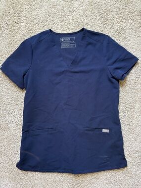 FIGS Women’s Navy V-Neck Scrub Top